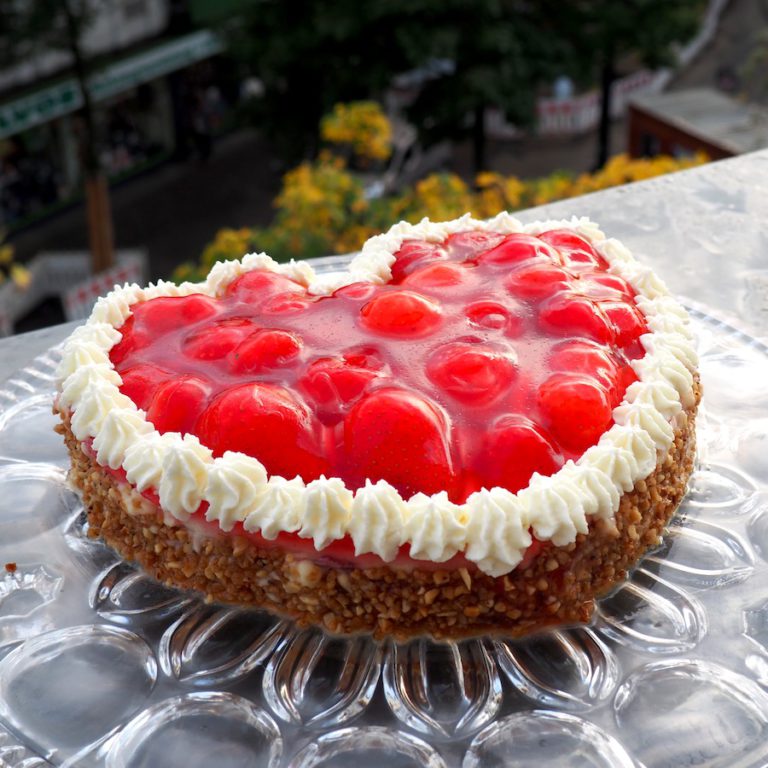 Erdbeerherz - Einfache Torten für Anfänger | Torten-Liebe